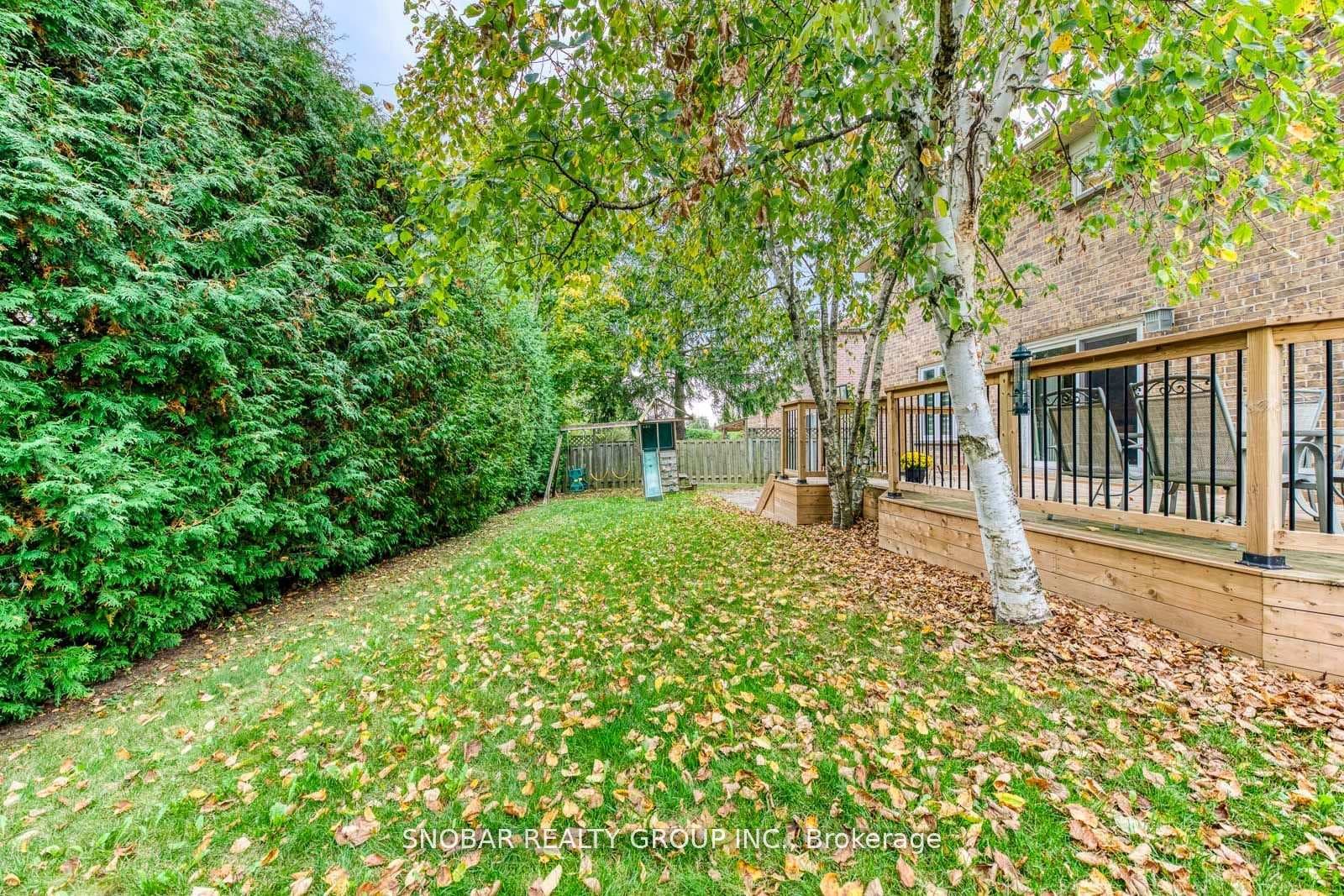 53 Topham Crescent photo 36