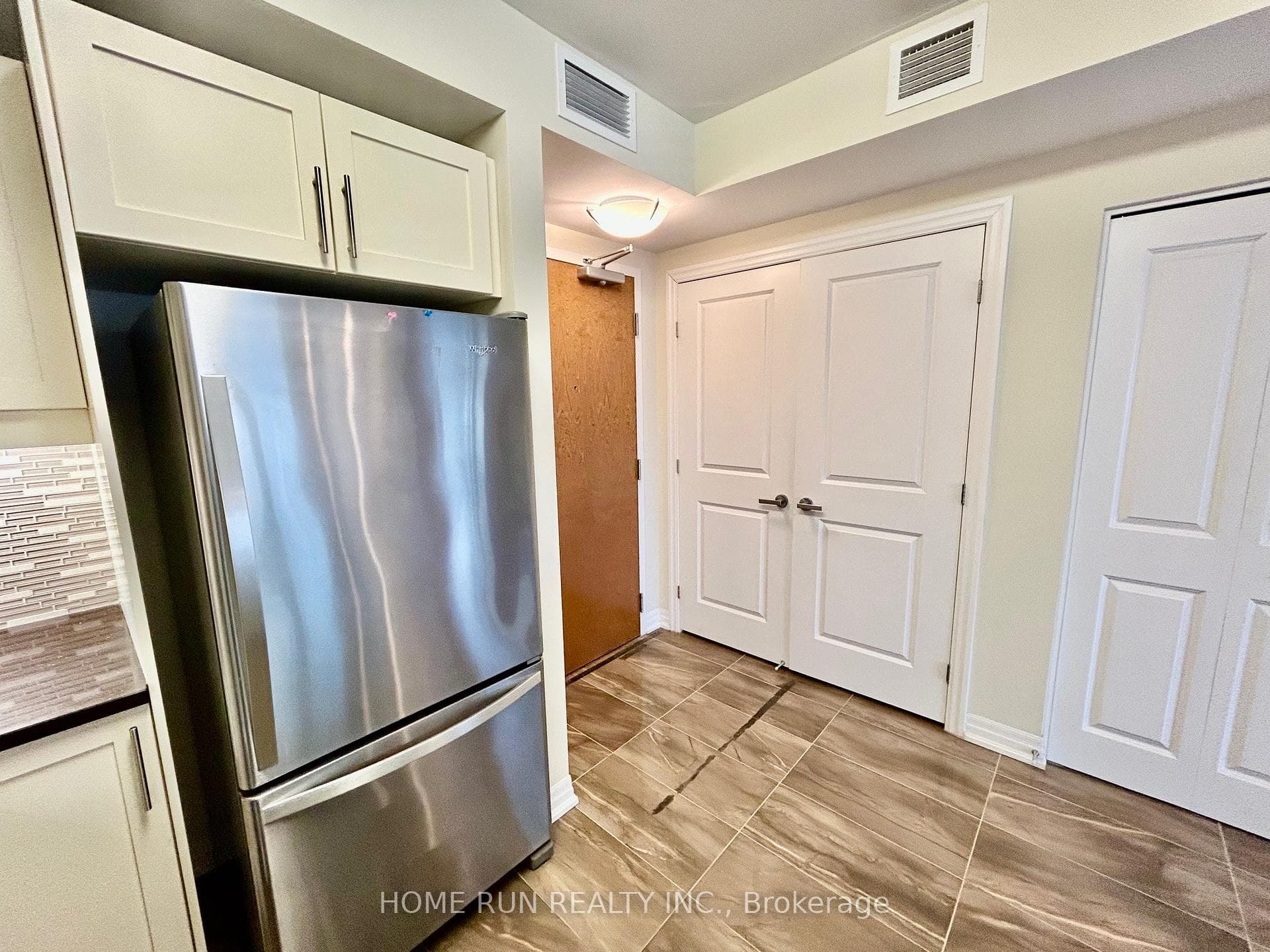 195 Besserer Street Unit 1104 photo 11