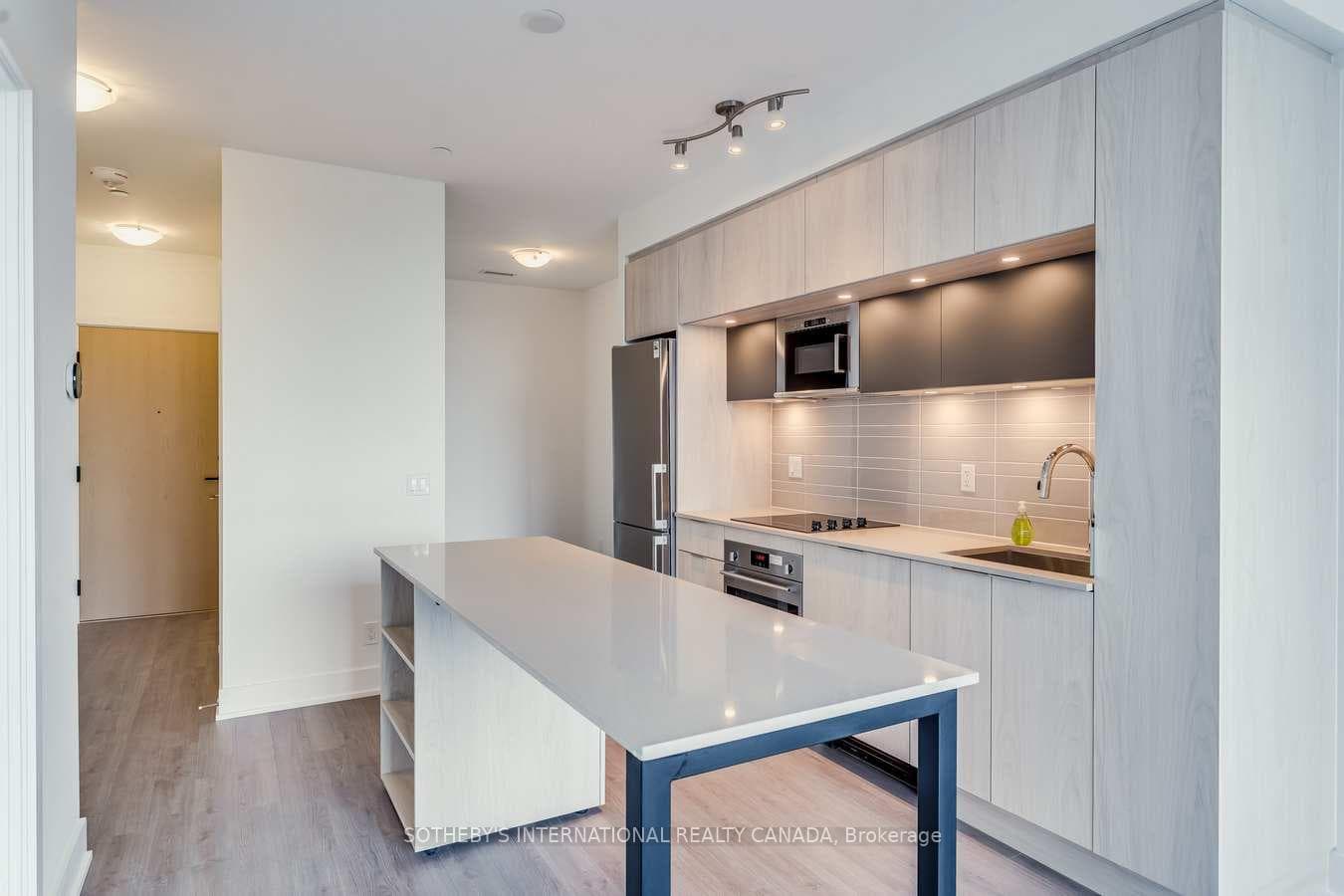 1 Belsize Drive Unit 405 photo 3
