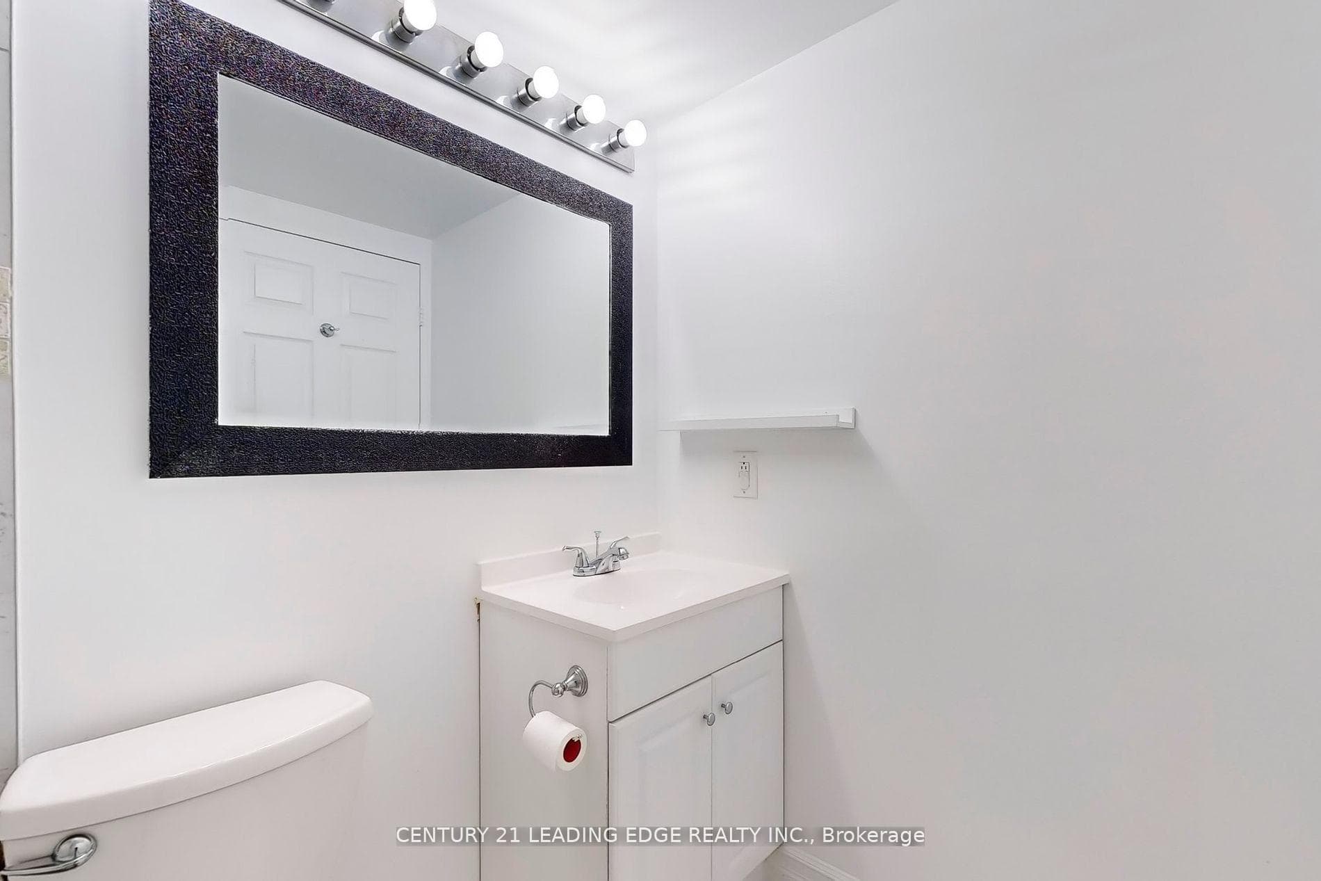 8 Lee Centre Drive Unit 1013 photo 25