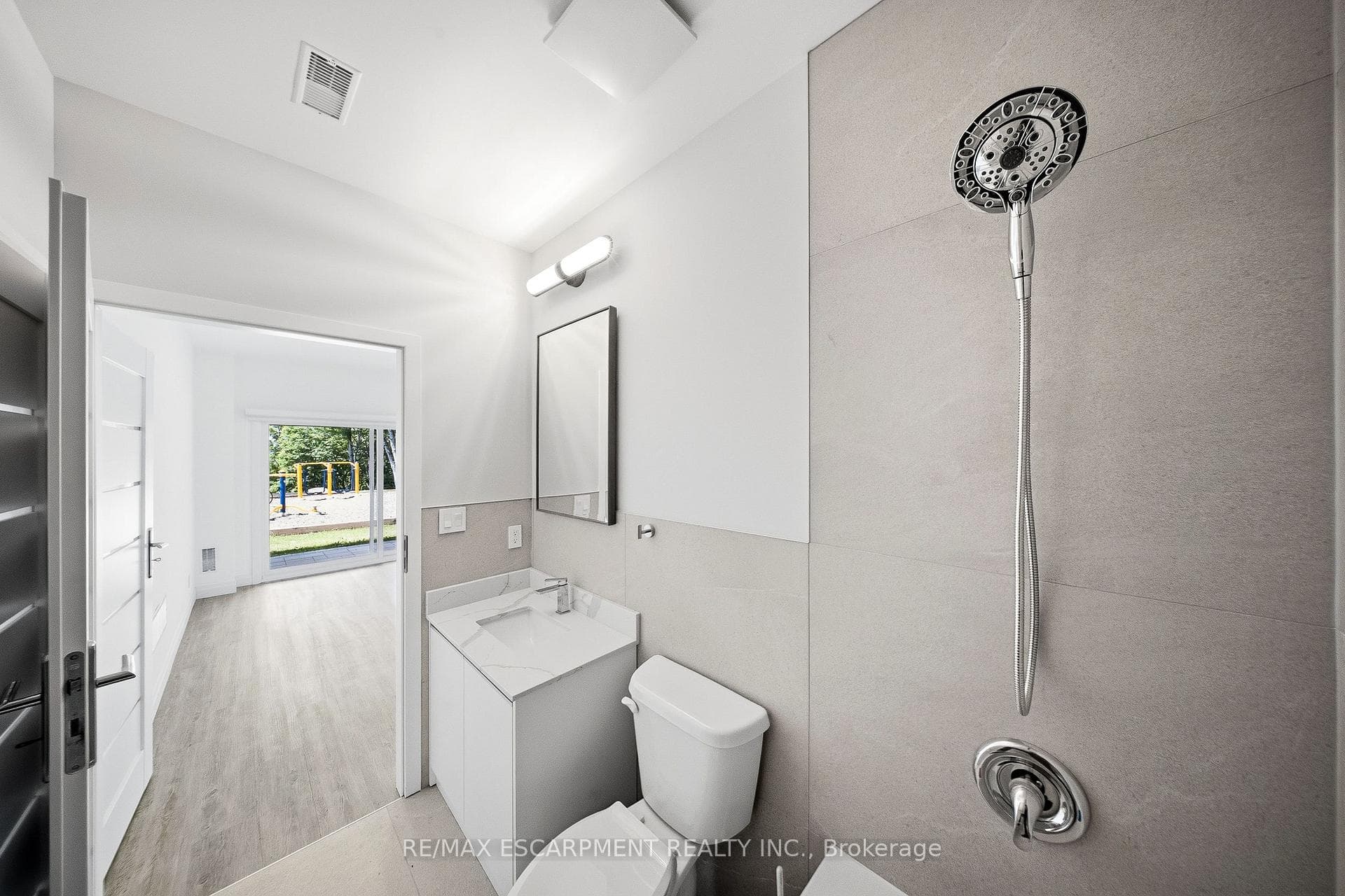 33 Horizon Lane Unit 2 photo 28