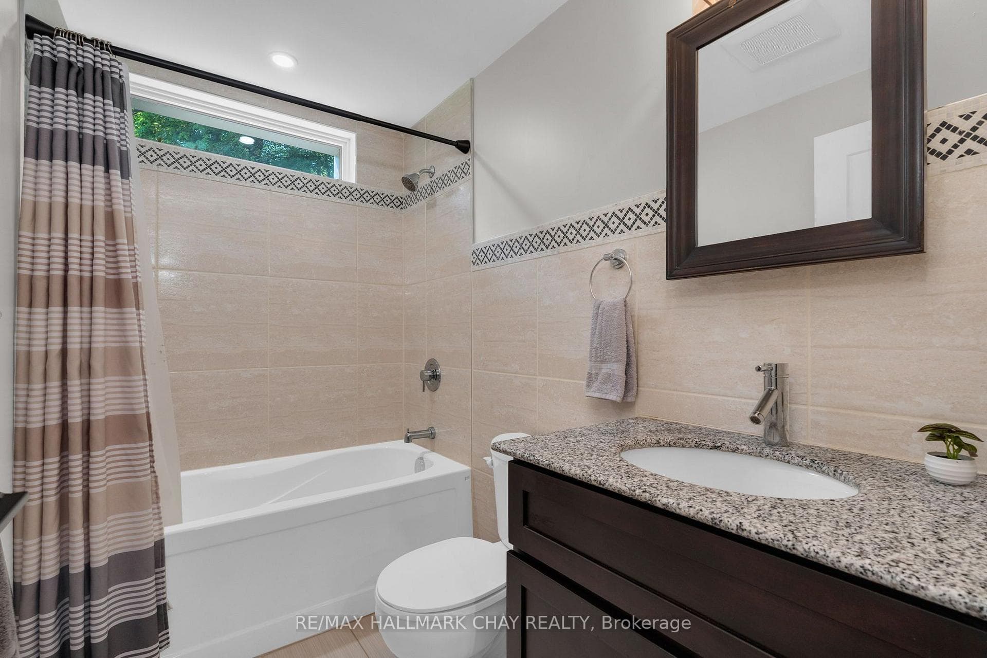 780 Marshall Road, Tiny