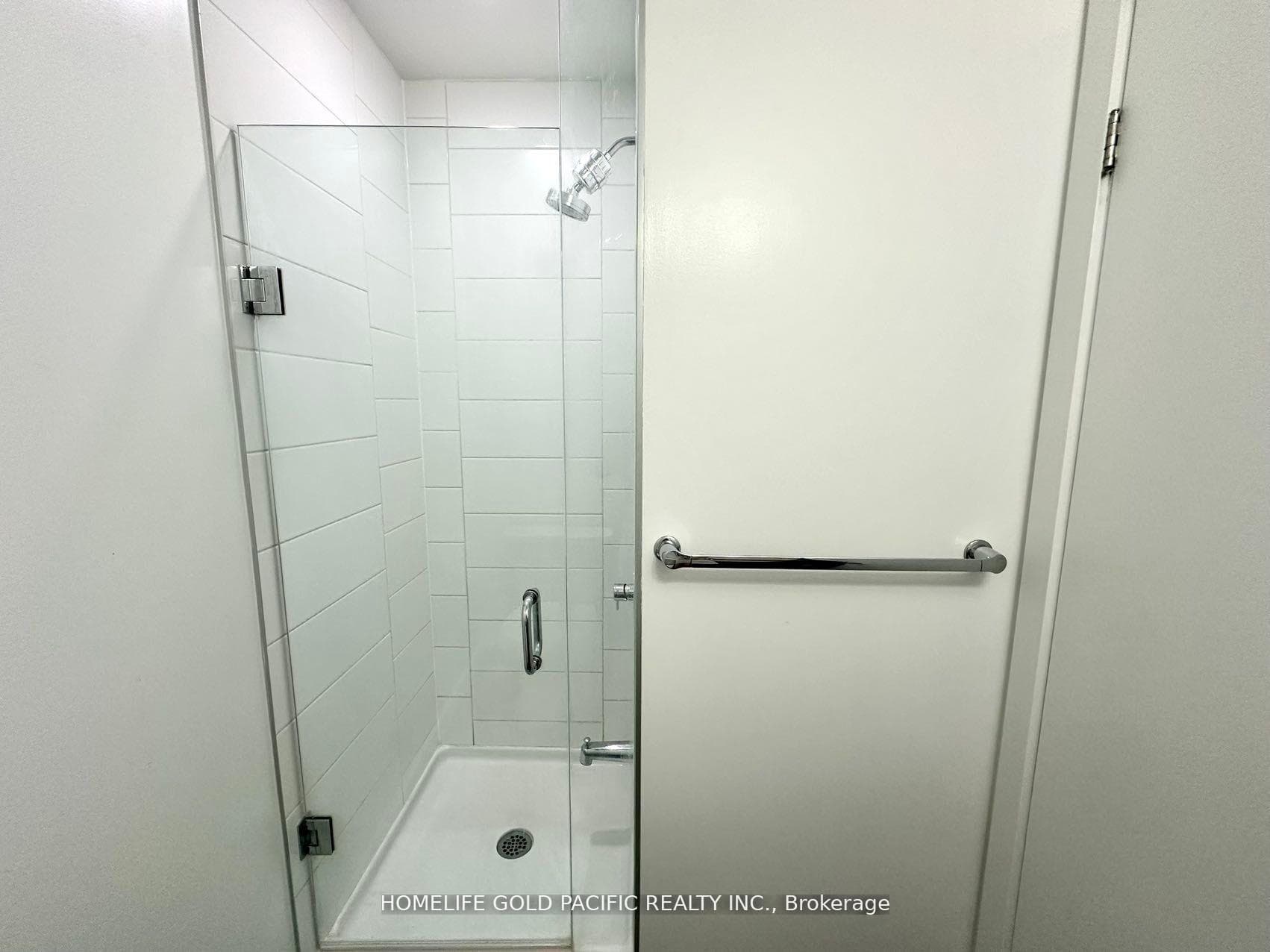 50 Forest Manor Road Unit 2002 photo 23