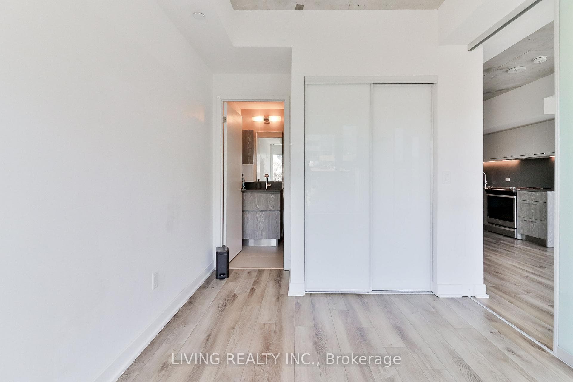 30 Baseball Place Unit 424 photo 13