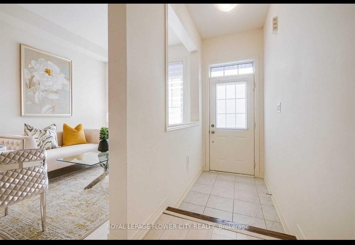 49 Truro Circle photo 4
