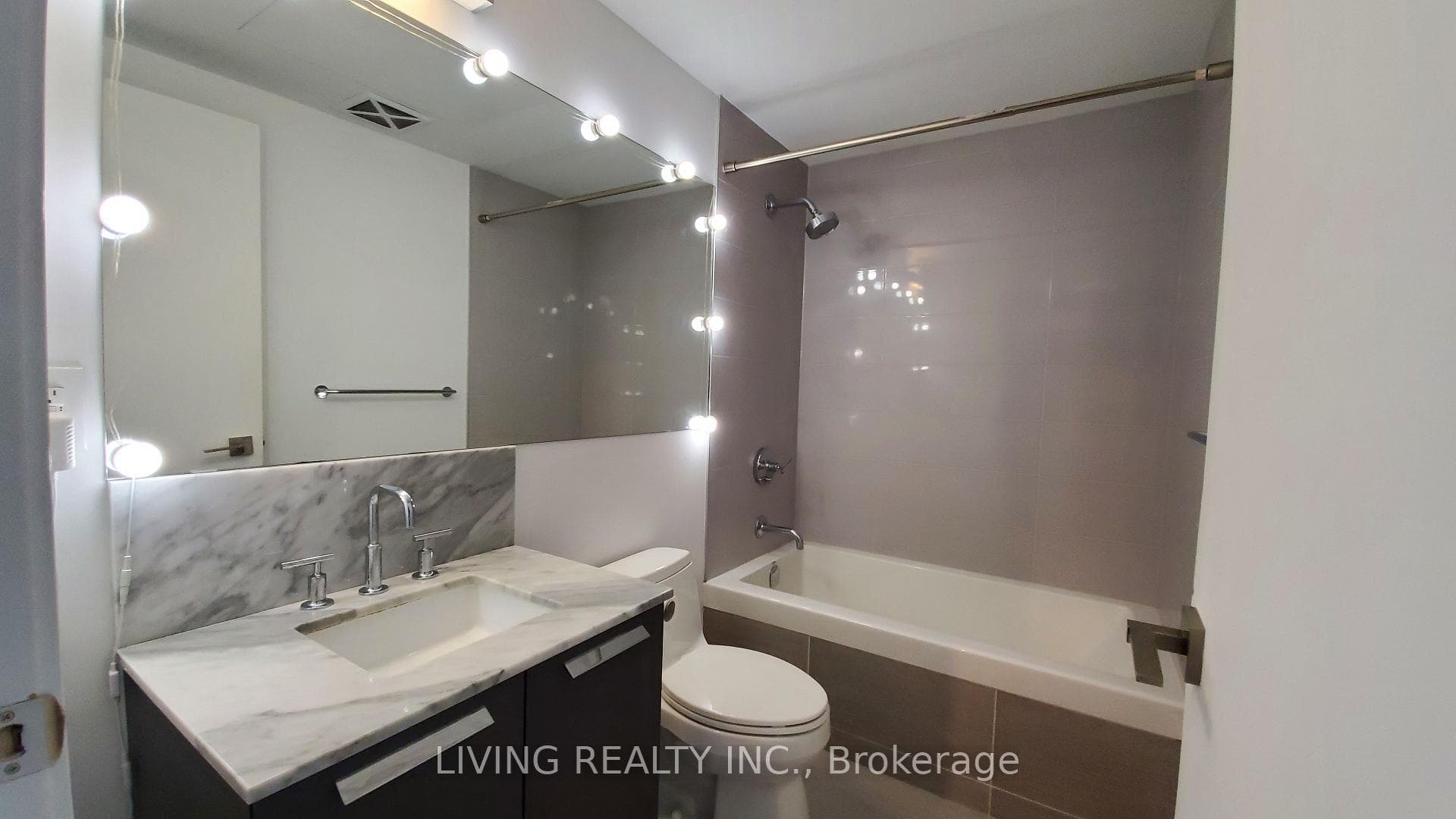 50 Charles Street Unit 4408 photo 11