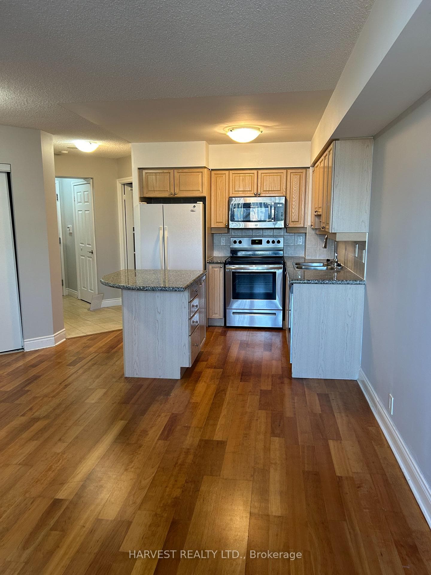 80 Harrison Garden Boulevard Unit 1015 photo 13