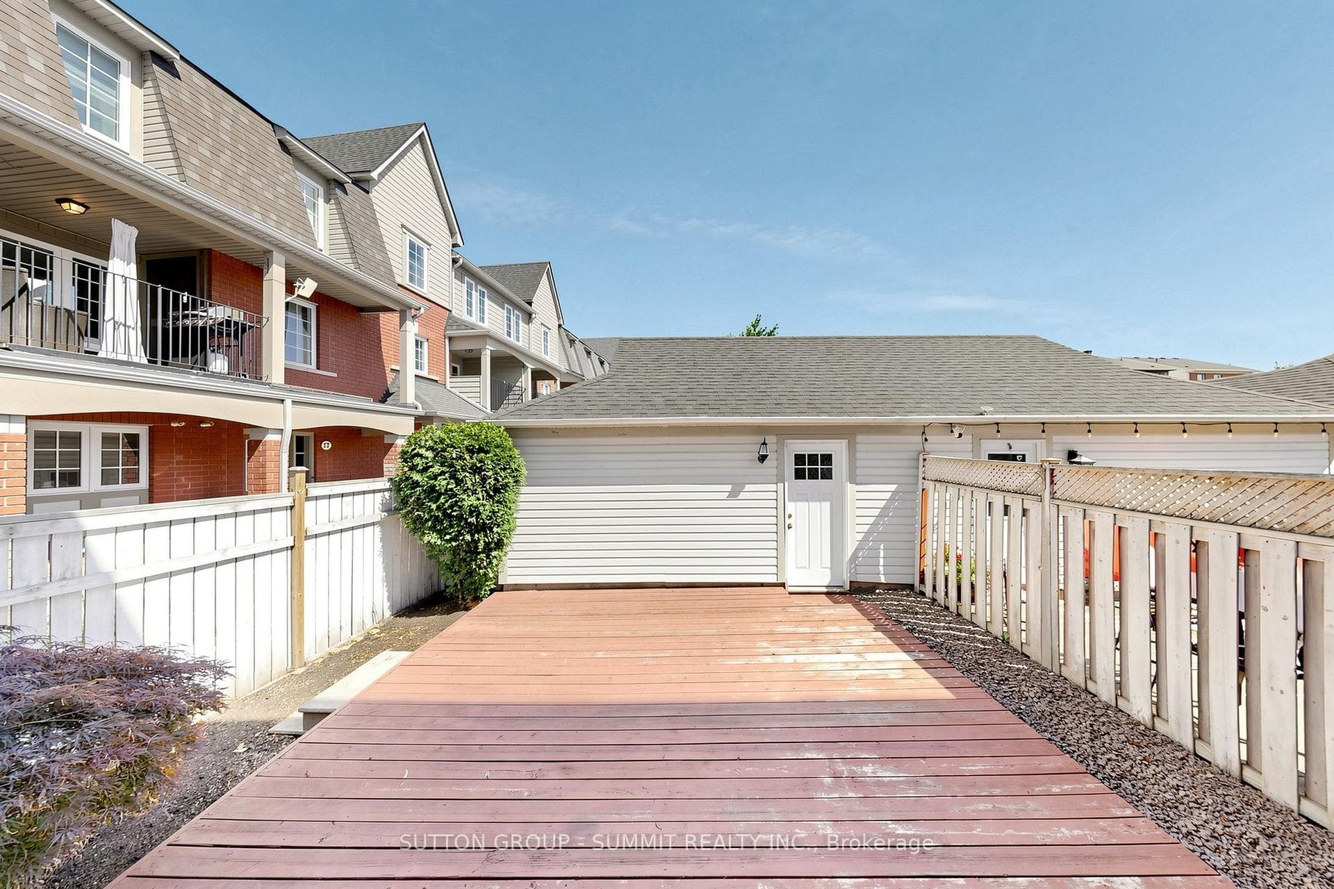 141 Gatwick Drive photo 45
