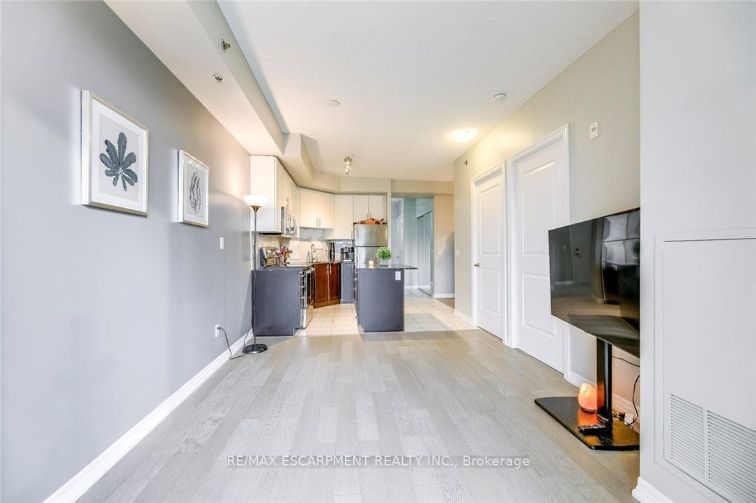 5001 Corporate Drive Unit 501 photo 20