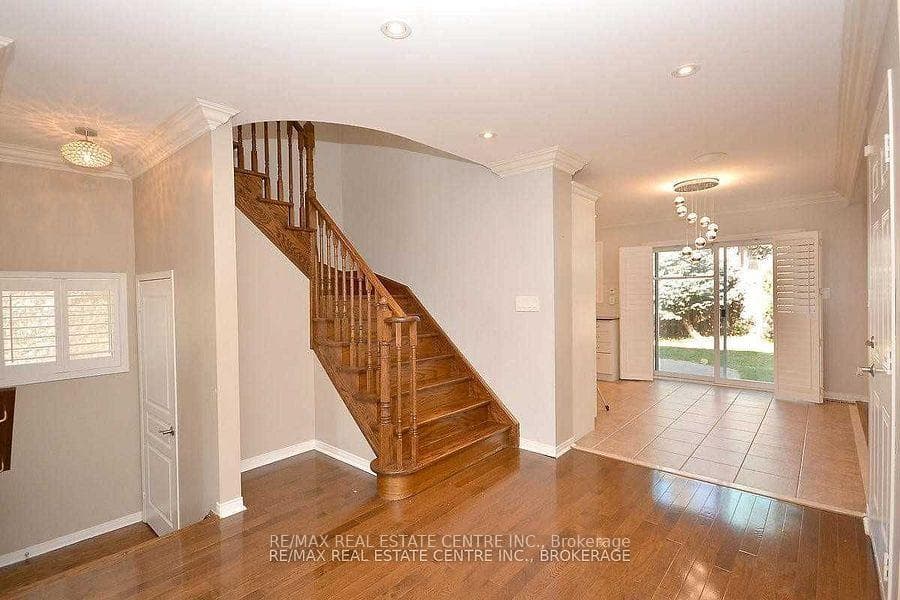 2343 Pine Glen Road photo 5
