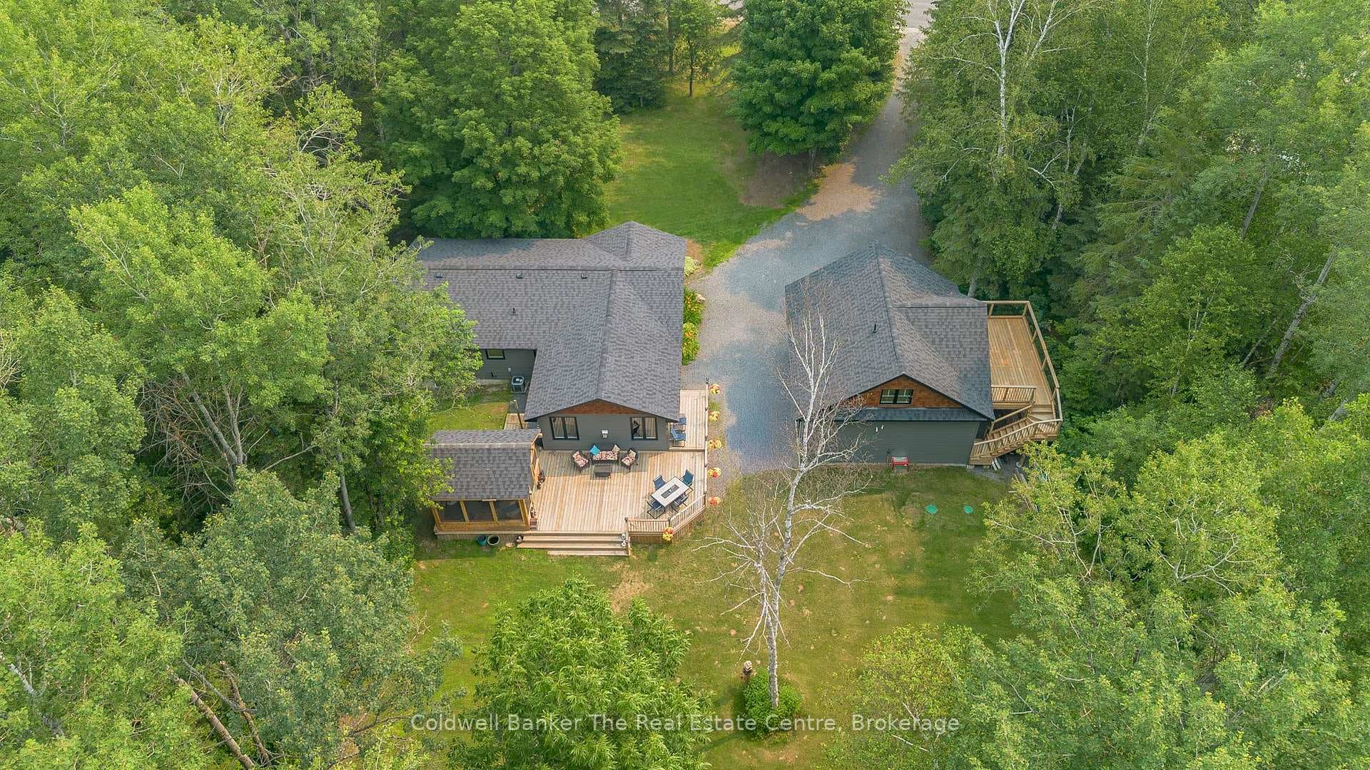 78 Glencairn Crescent photo 41