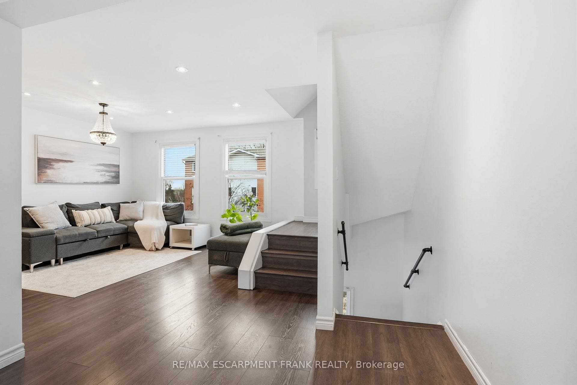 1255 Upper Gage Avenue Unit 15 photo 7