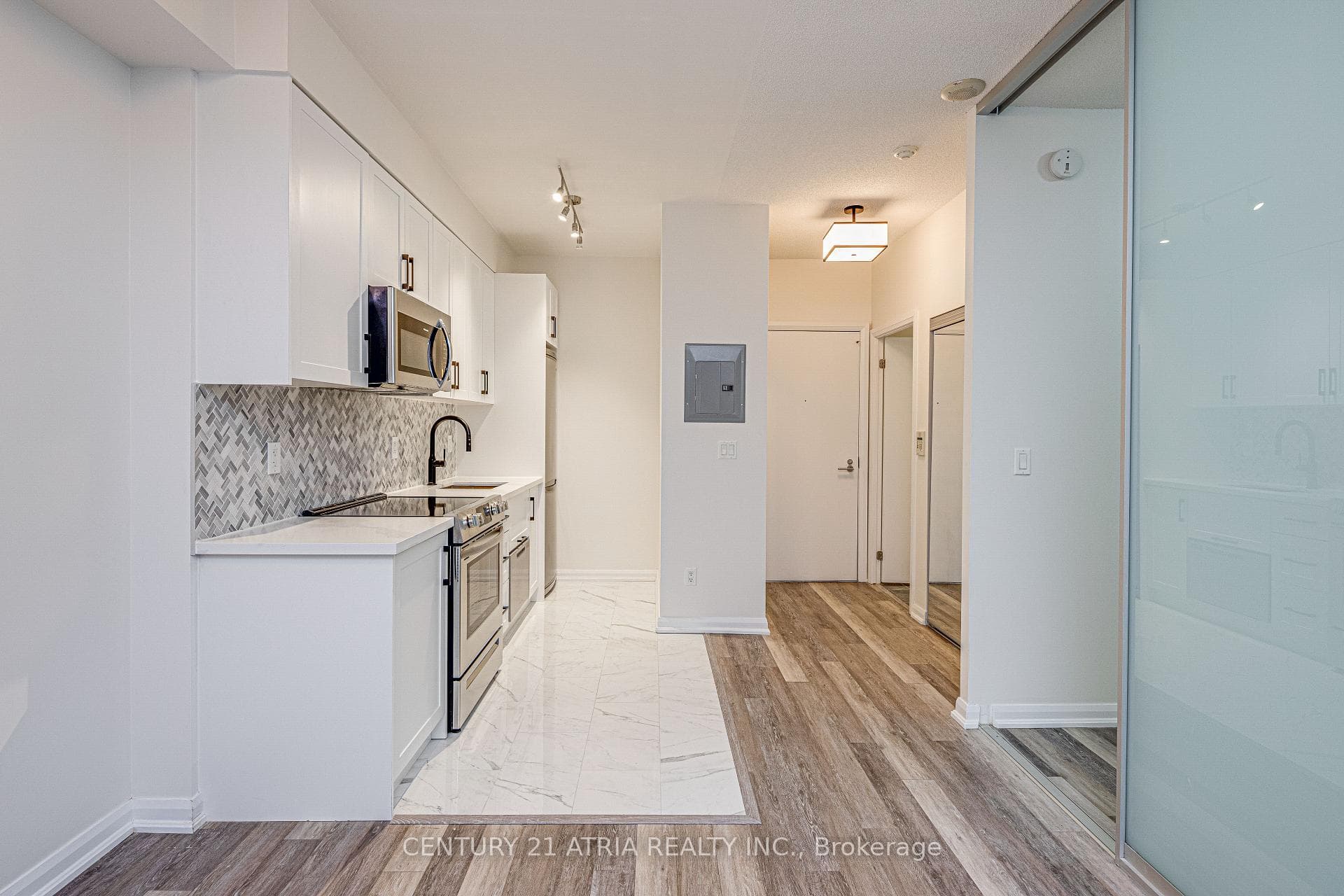111 Elizabeth Street Unit 1117 photo 3