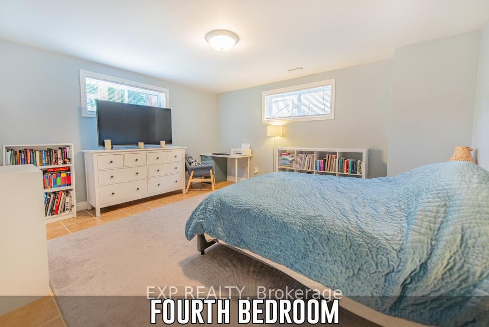 78 Spencer Avenue photo 15