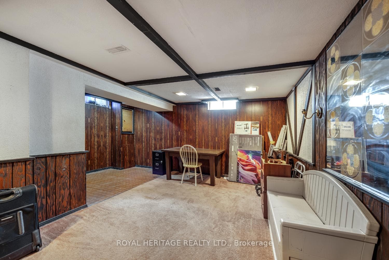 832 Gentry Crescent photo 21