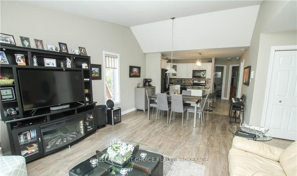 226 First Street Unit 214 photo 4