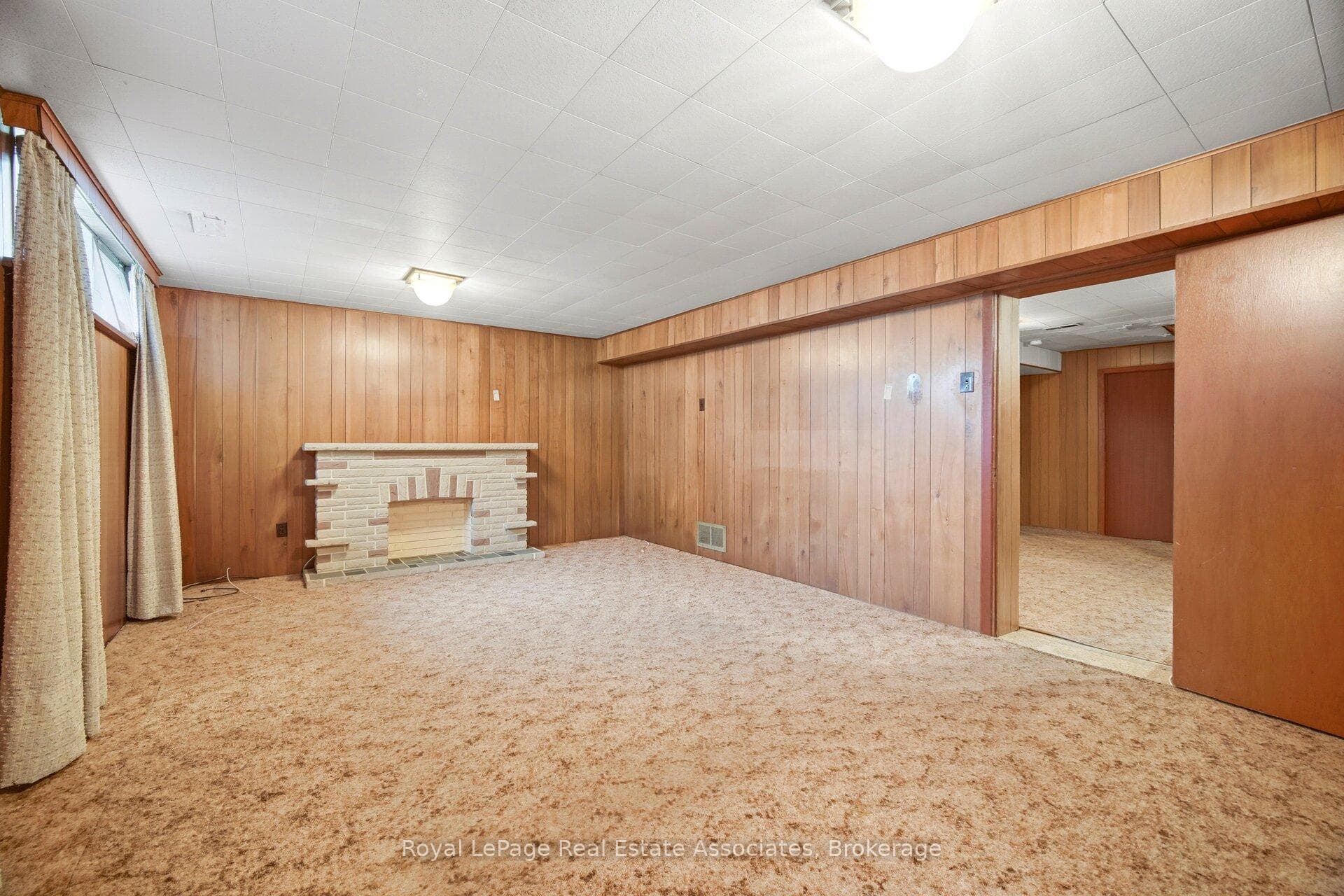 193 Kingsview Boulevard photo 43
