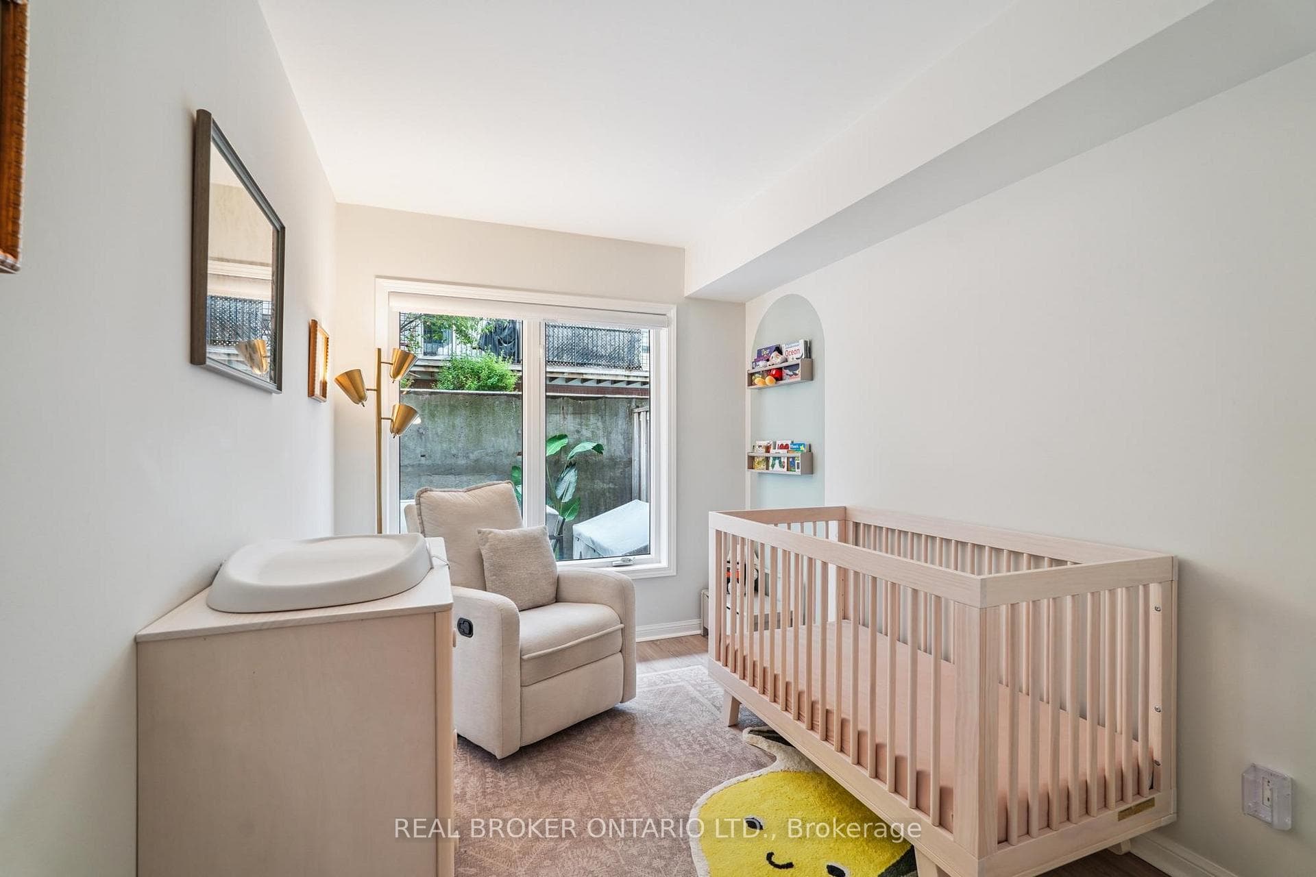 18 Laidlaw Street Unit 1016 photo 19