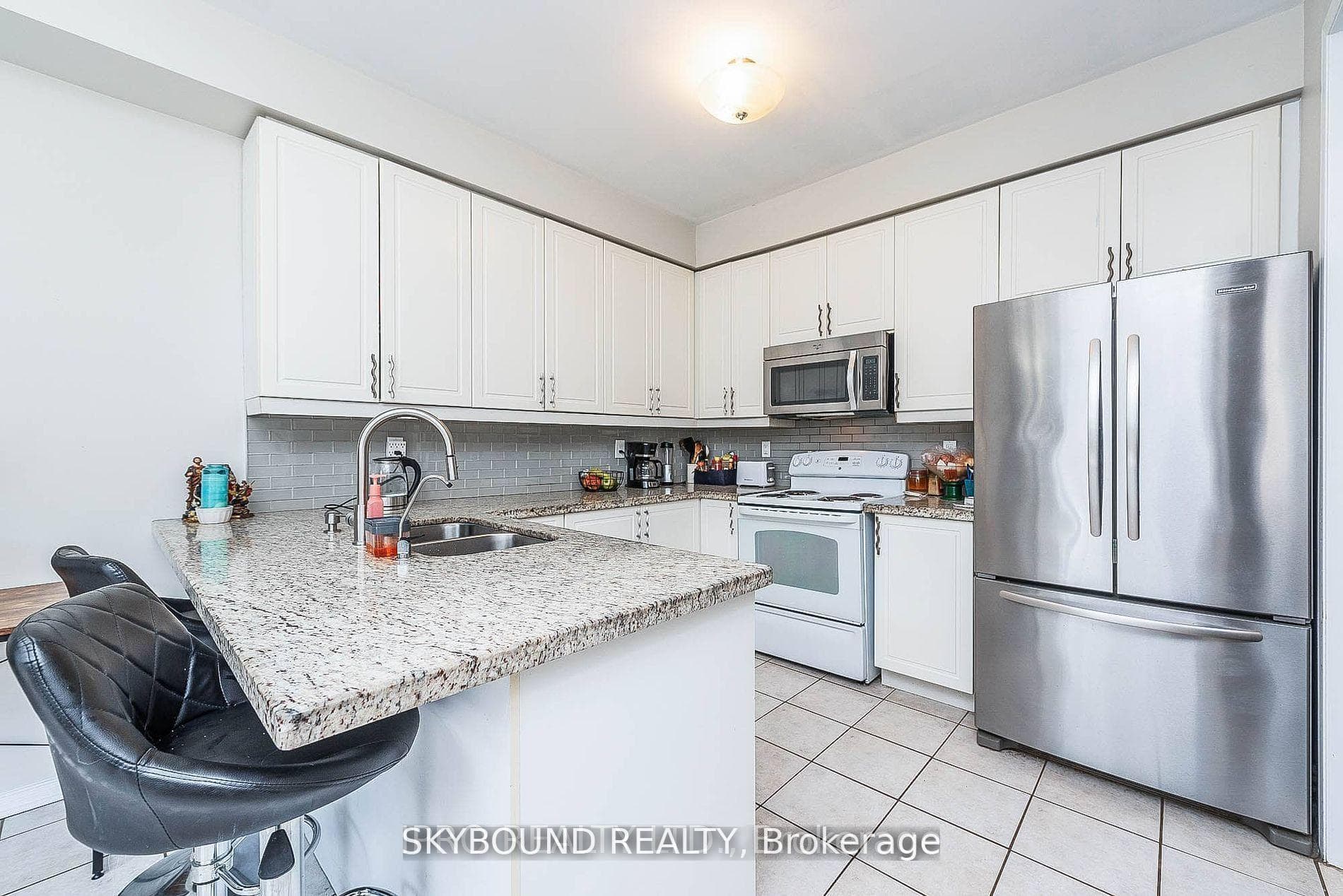 66 Skylark Drive photo 7