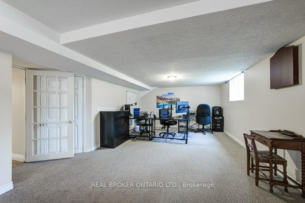 73 Pheasant Run Drive photo 19