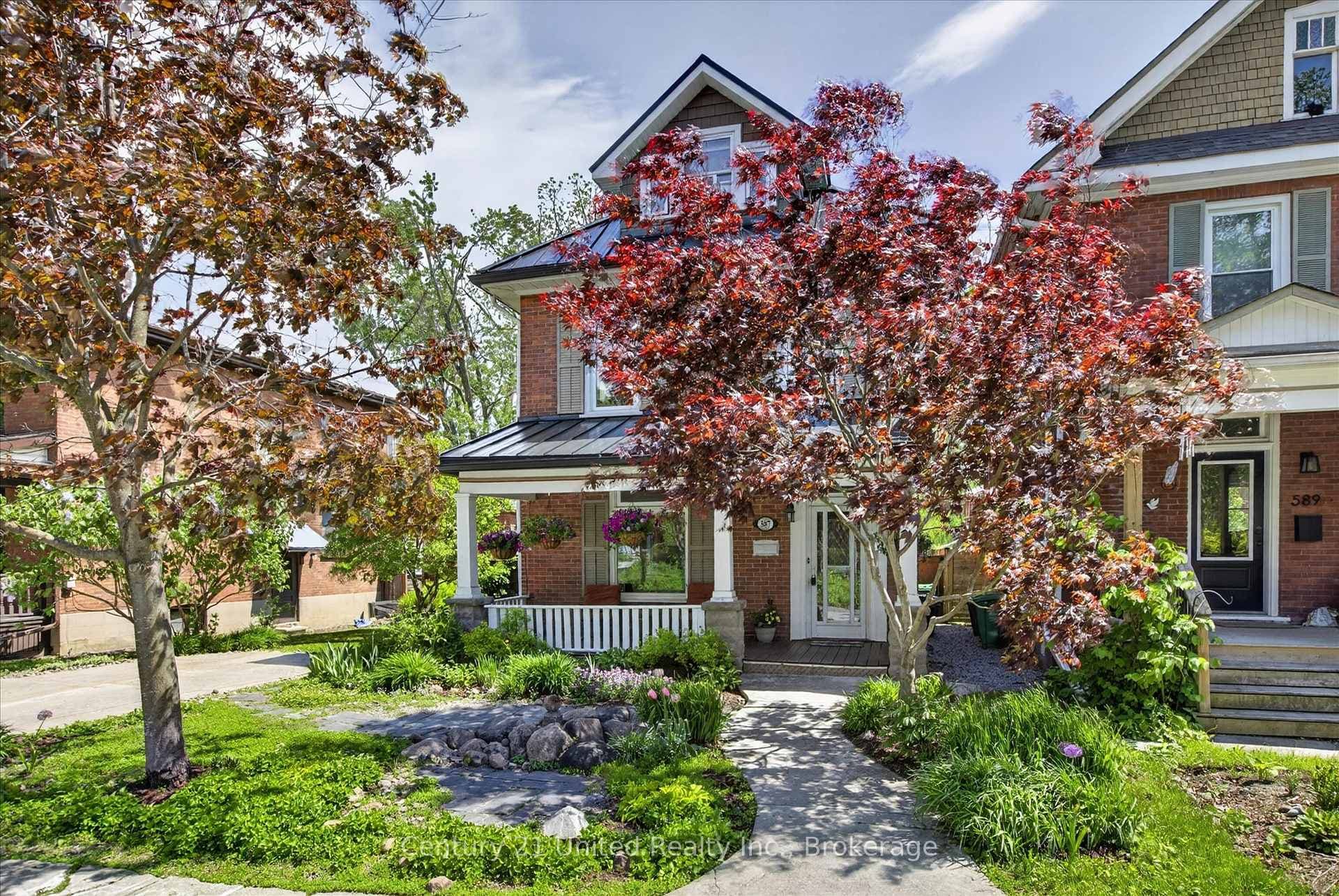 587 Gilmour Street photo 2