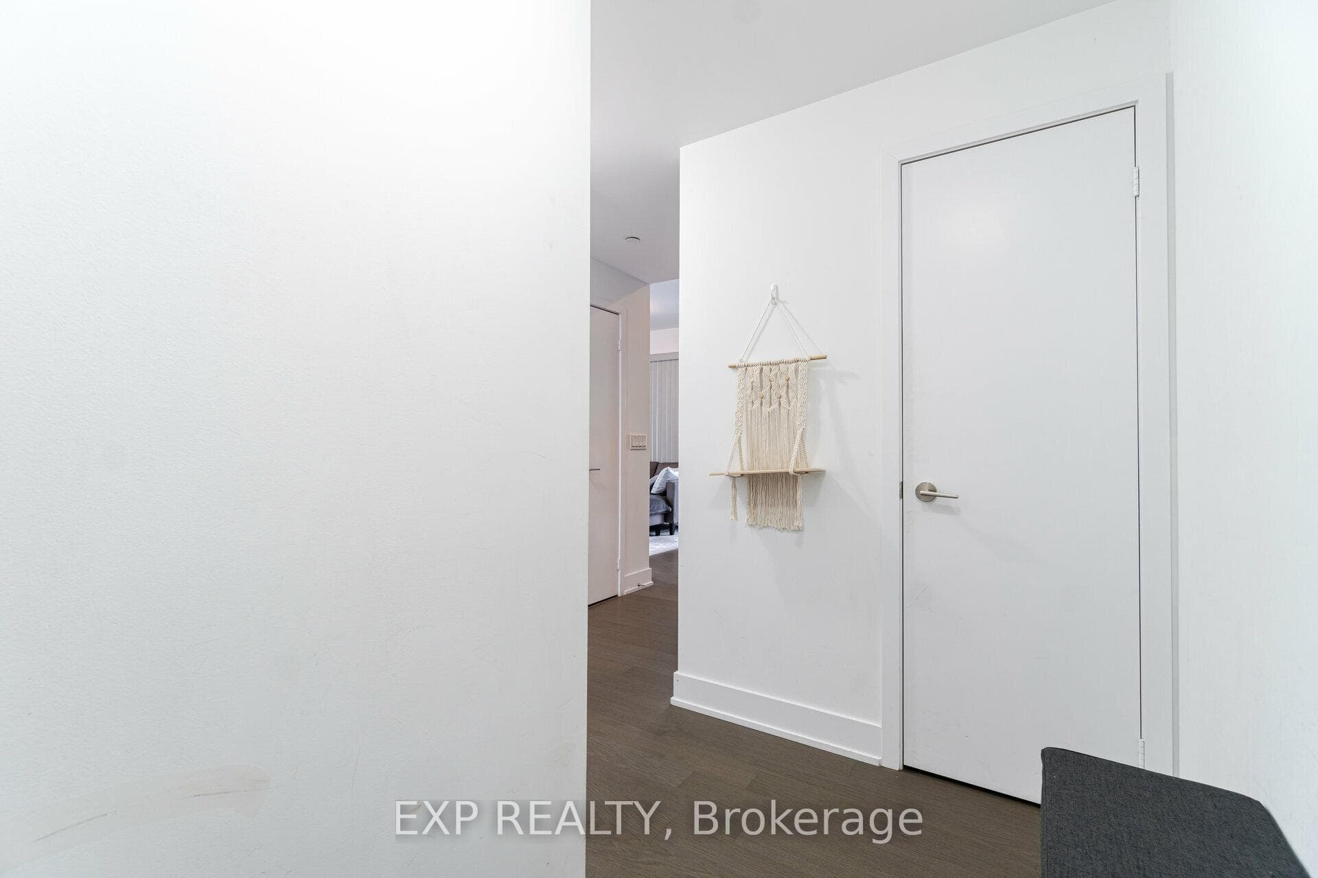 30 Shore Breeze Drive Unit 2221 photo 3