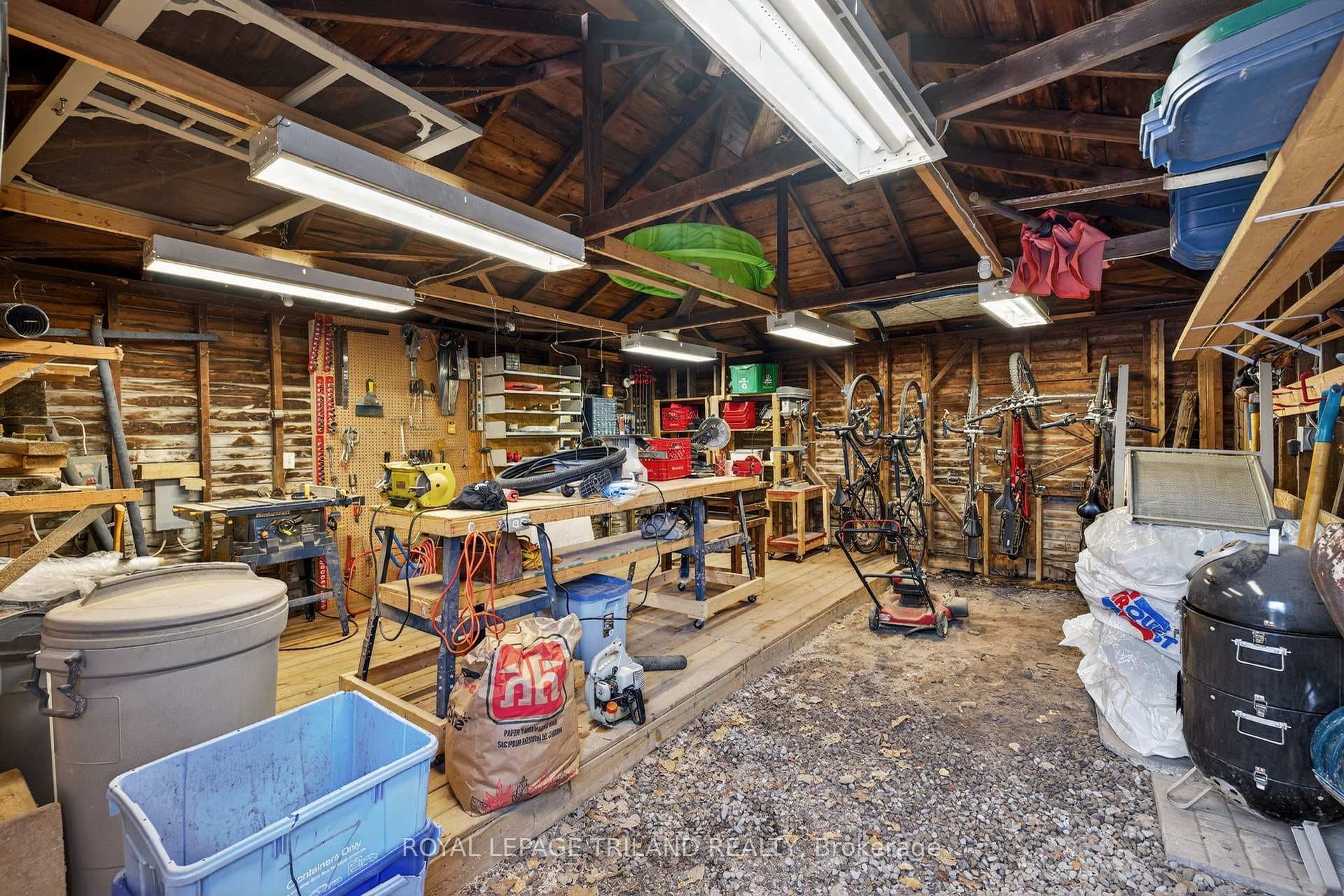 430 Mckenzie Avenue photo 44