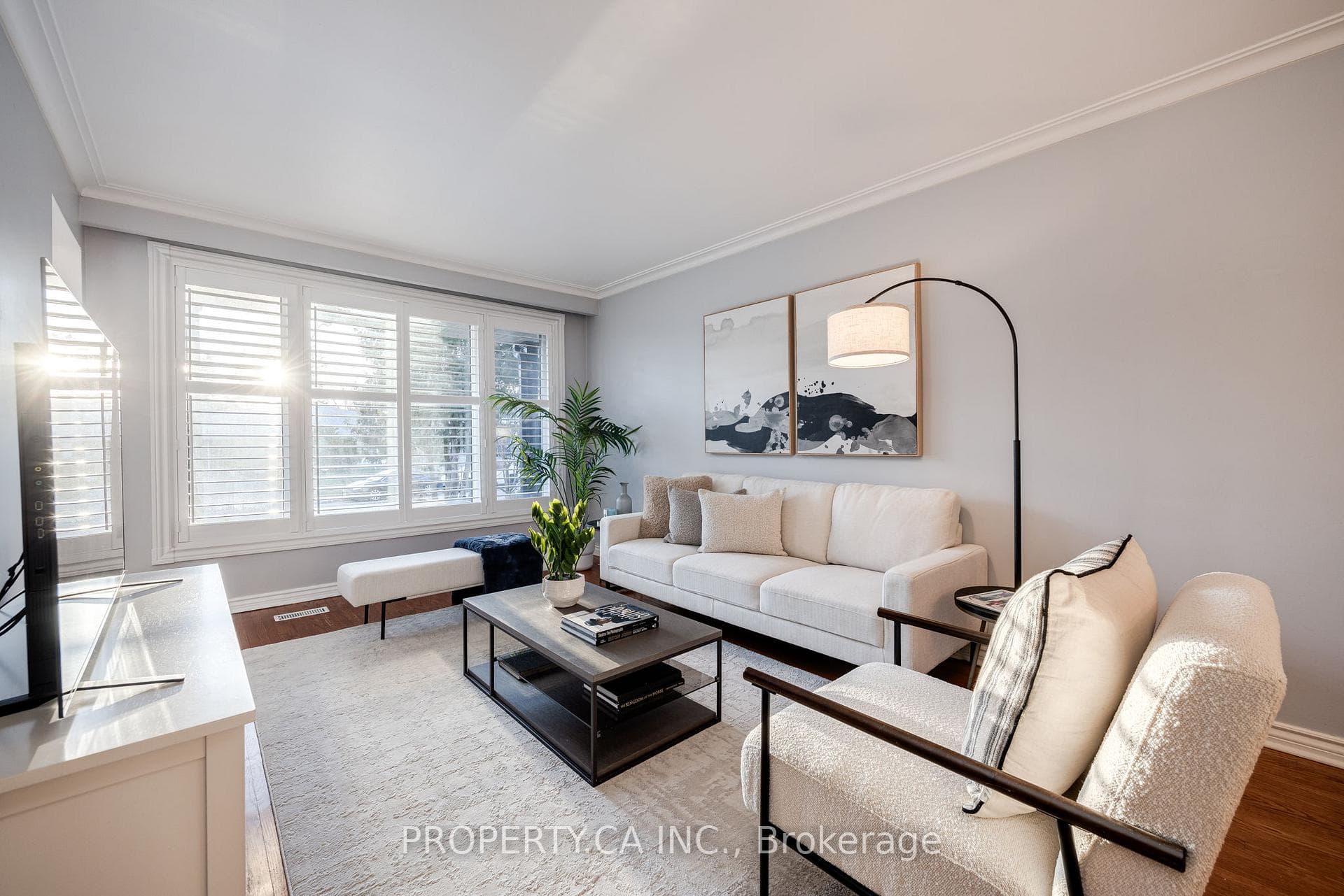23 Niantic Crescent photo 5