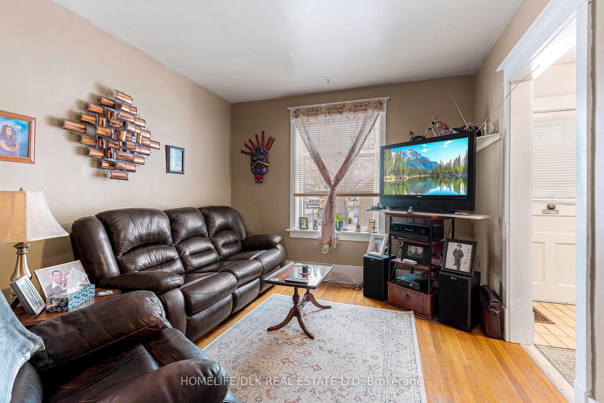 110 Bethune Street photo 6