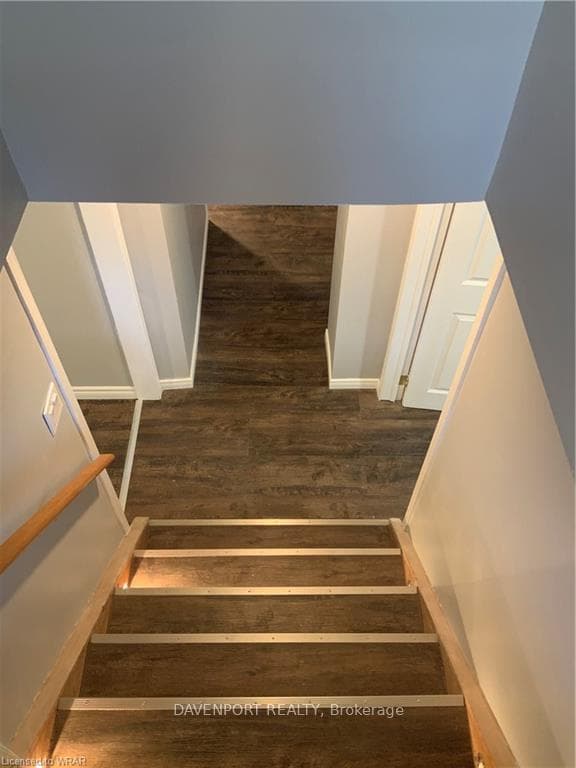 780 Rockway Drive photo 3