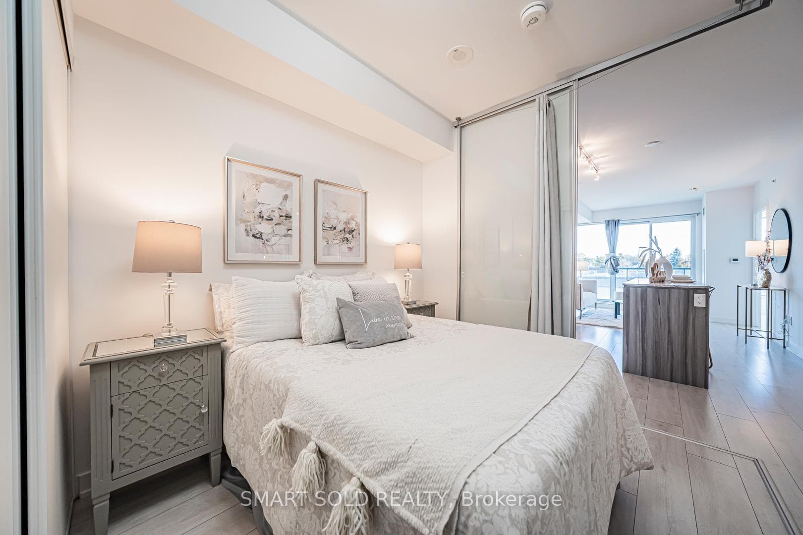 31 Tippett Road Unit 207 photo 36