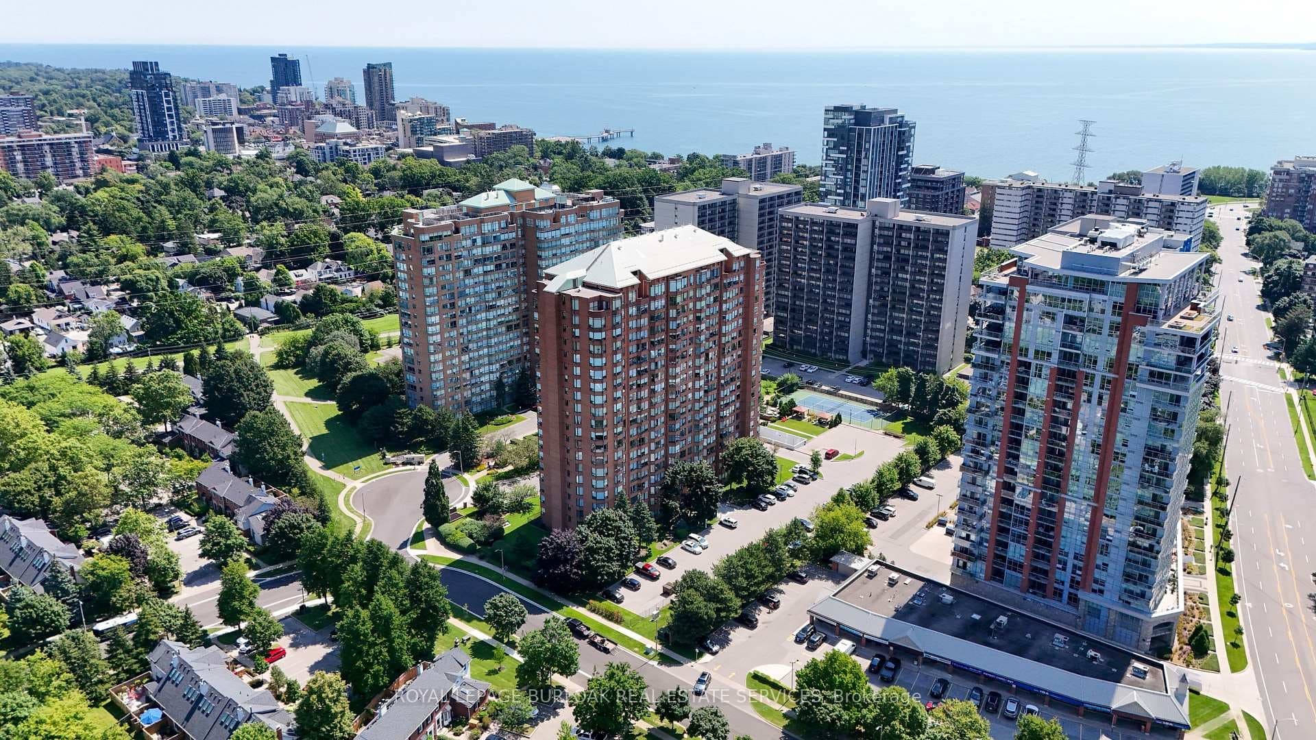 1270 Maple Crossing Boulevard Unit 1504 photo 1