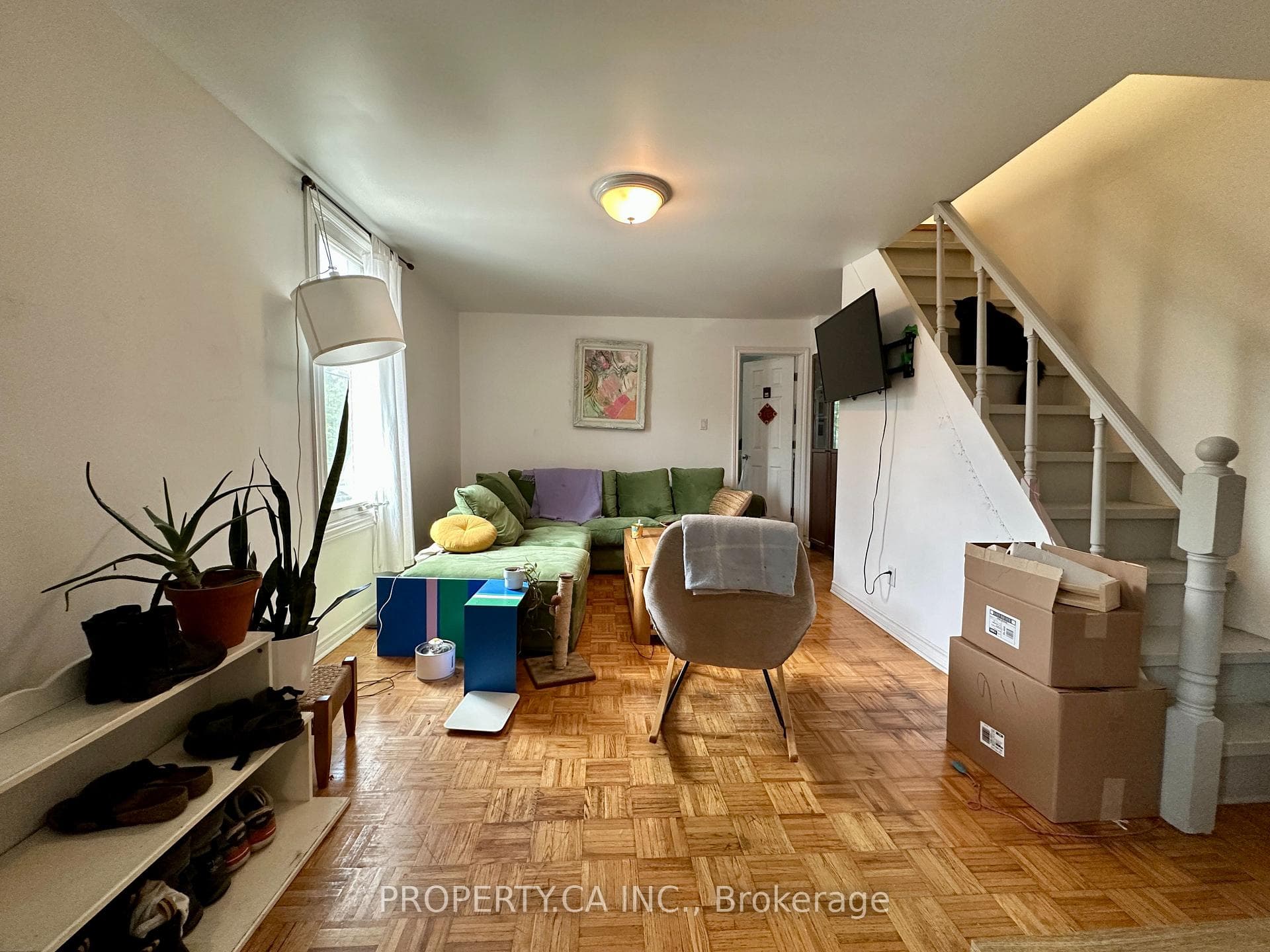 129 Munro Street Unit Upper photo 5