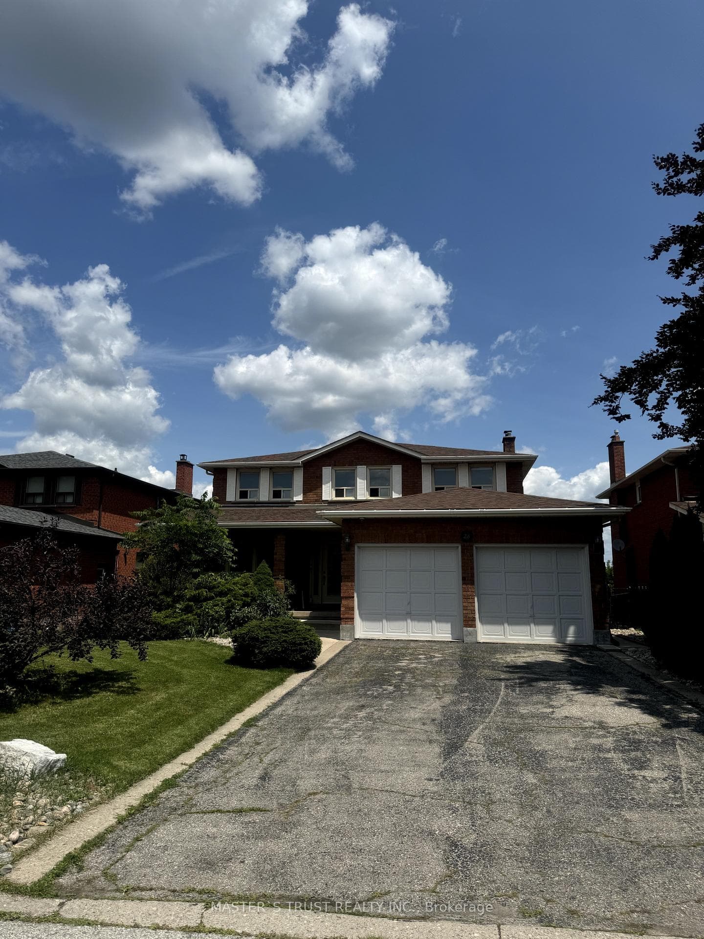 28 Saint Ives Court photo 2