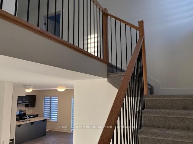 77 Dusenbury Drive photo 3