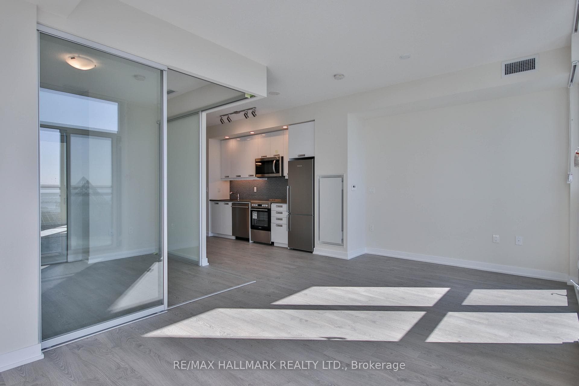 99 John Street Unit 4003 photo 11