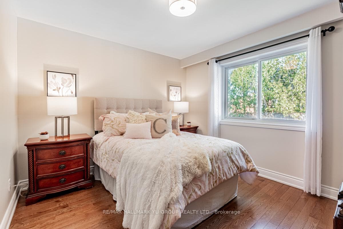 44 Edmonton Road photo 11