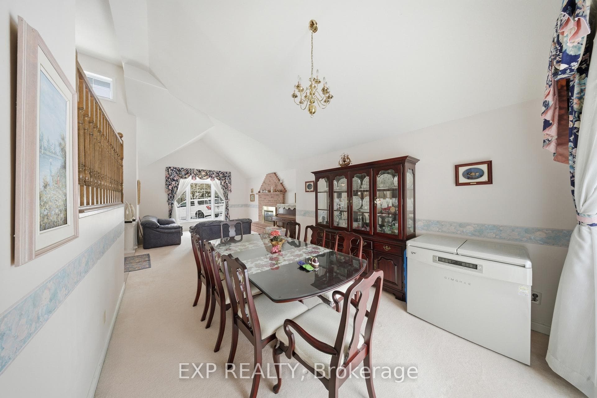 637 Deer Run Drive photo 12