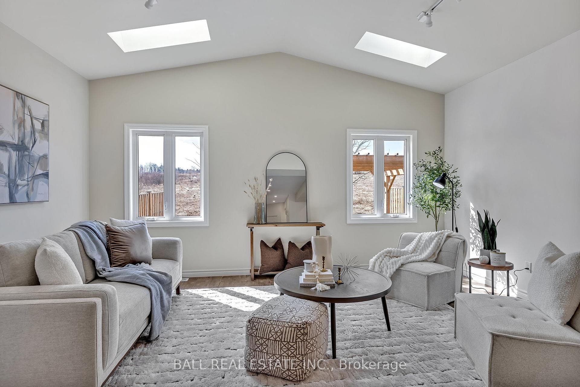 723 Sawmill Road photo 14