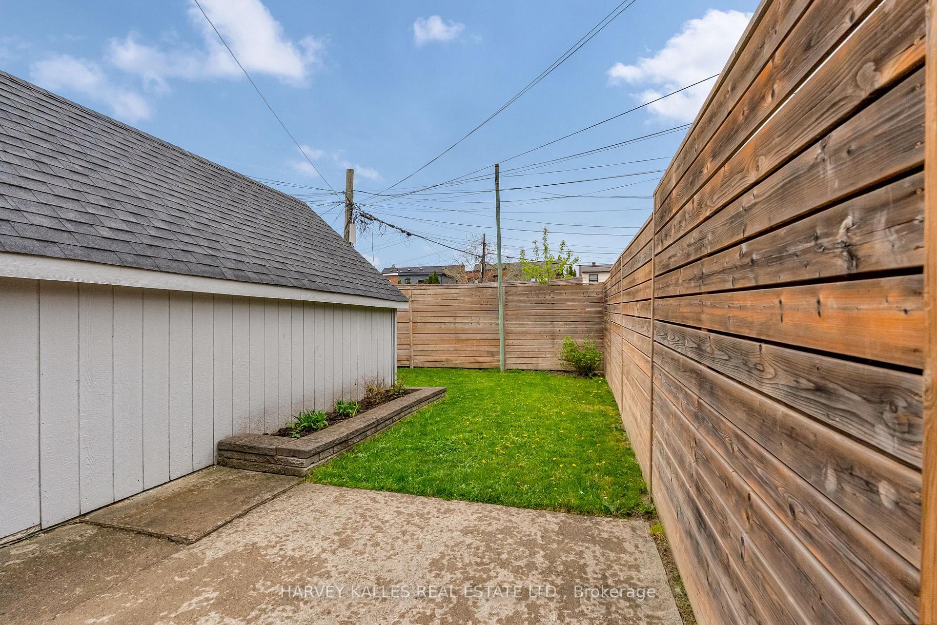 326 Glenholme Avenue photo 40
