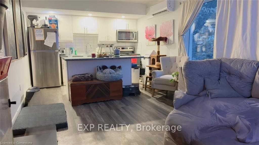 157 BRUCE Street Unit 5 photo 2