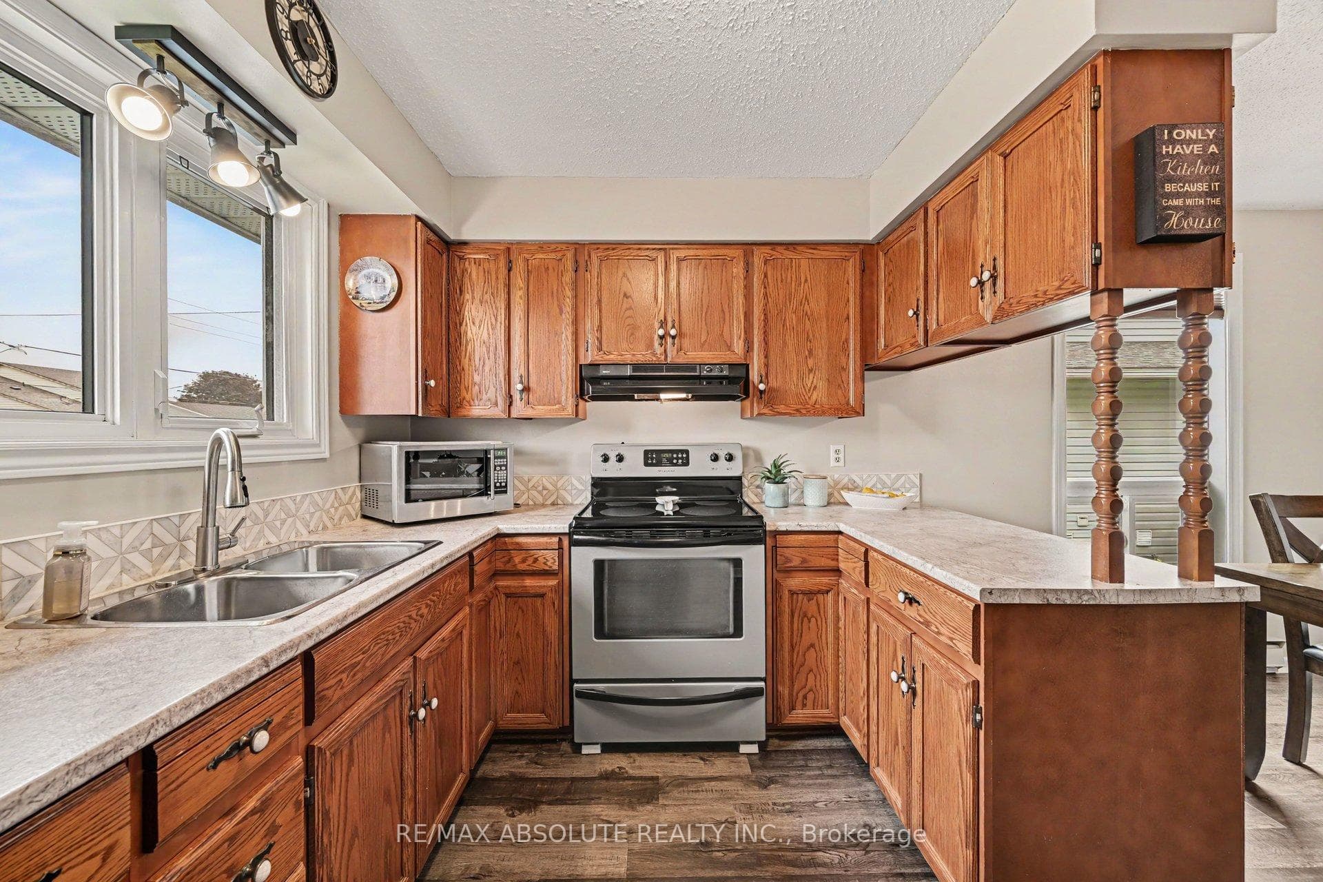 95 Seventh Avenue photo 12