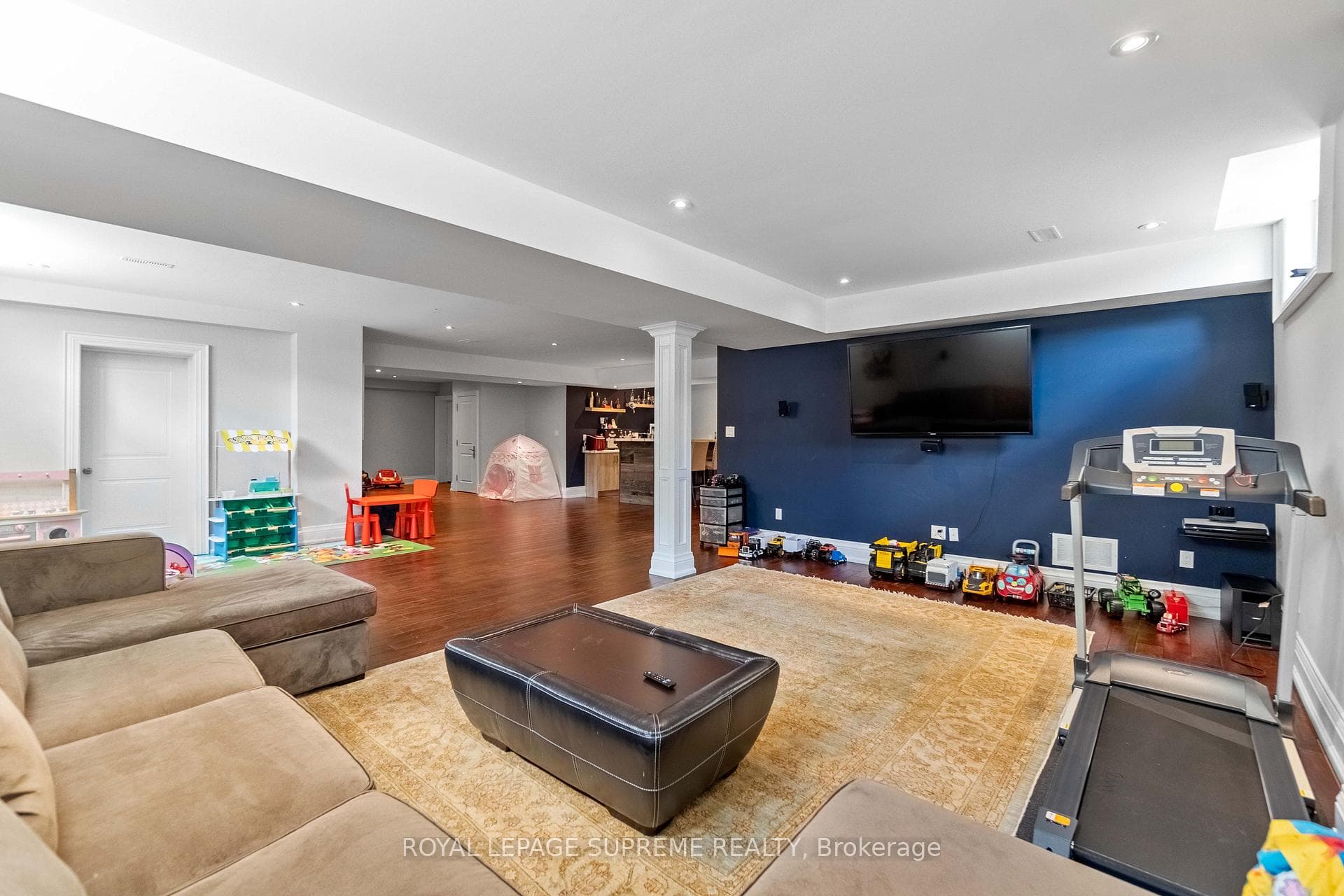 11 Hawman Avenue photo 31