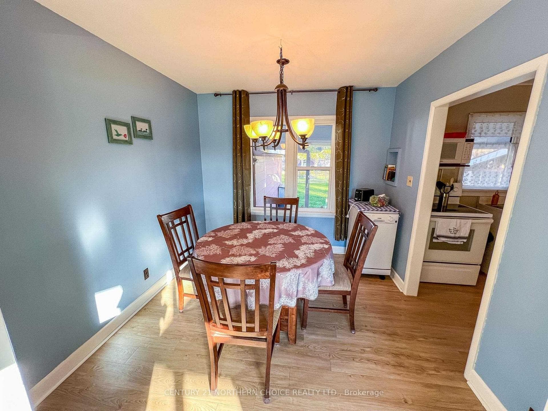 99 Drewry Drive photo 24