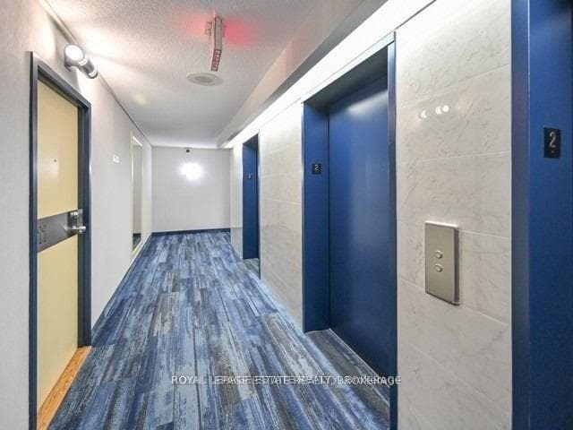 2466 Eglinton Avenue Unit 817 photo 8