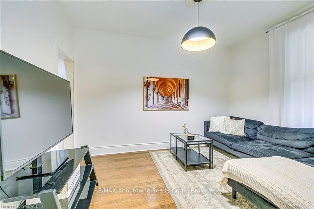 478 KING WILLIAM Street photo 18