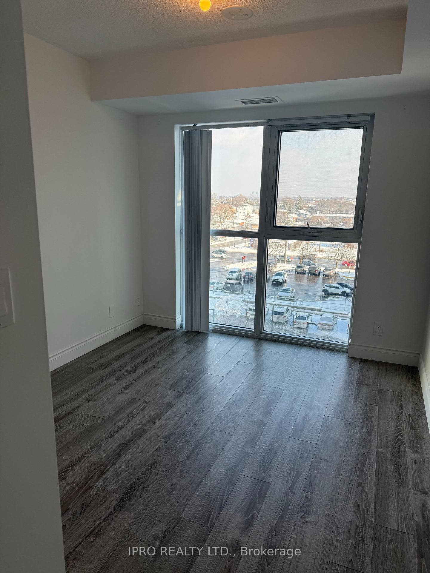2150 Lawrence Avenue Unit 602 photo 11