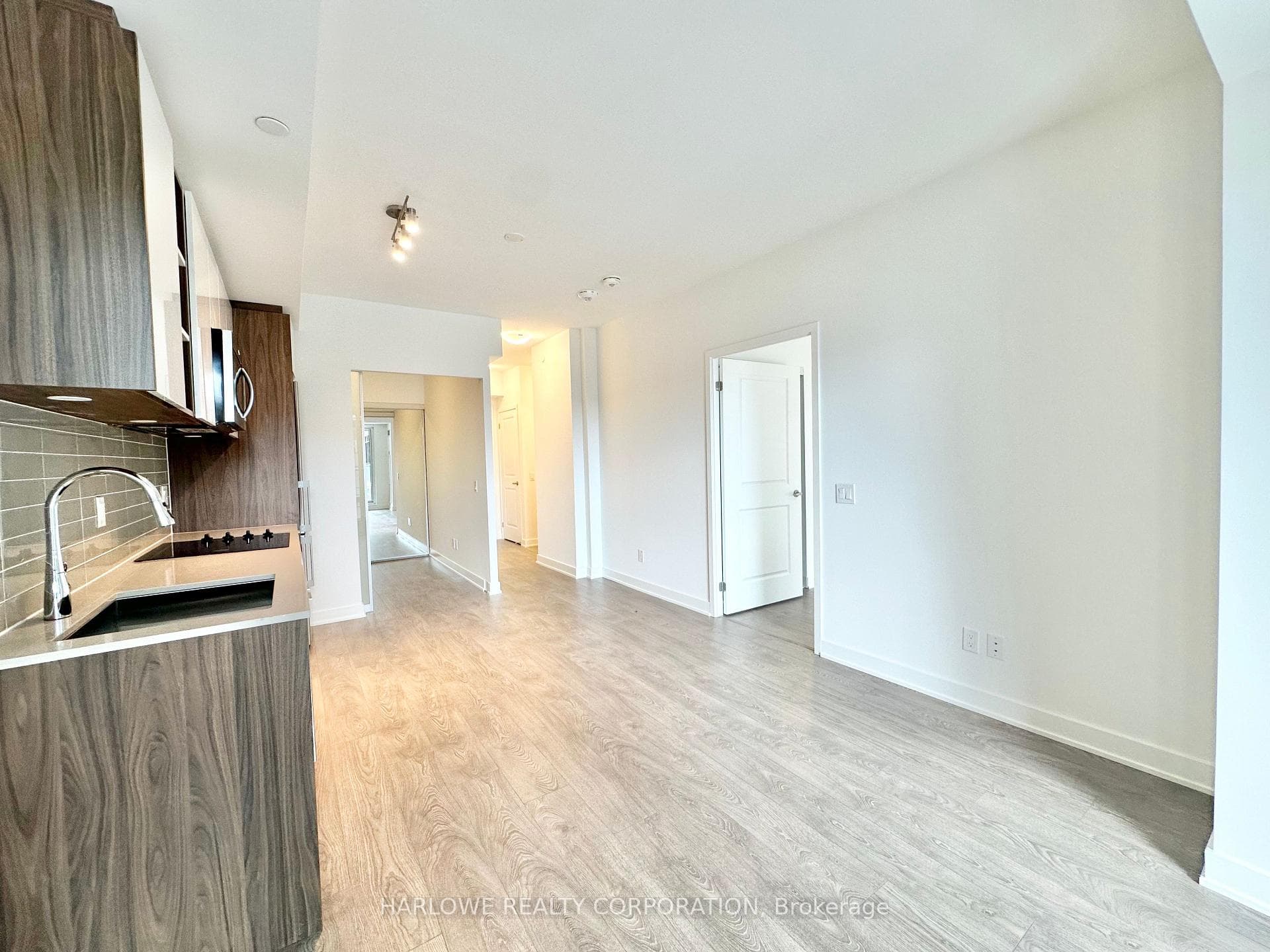 543 Richmond Street Unit 1214 photo 8