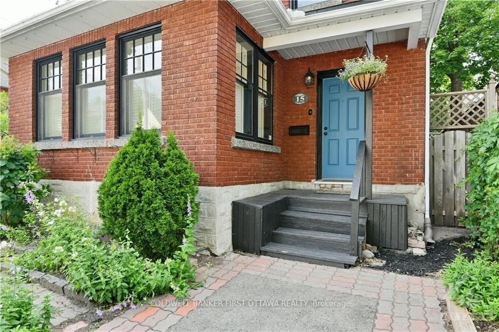 15 CHESLEY Street photo 4
