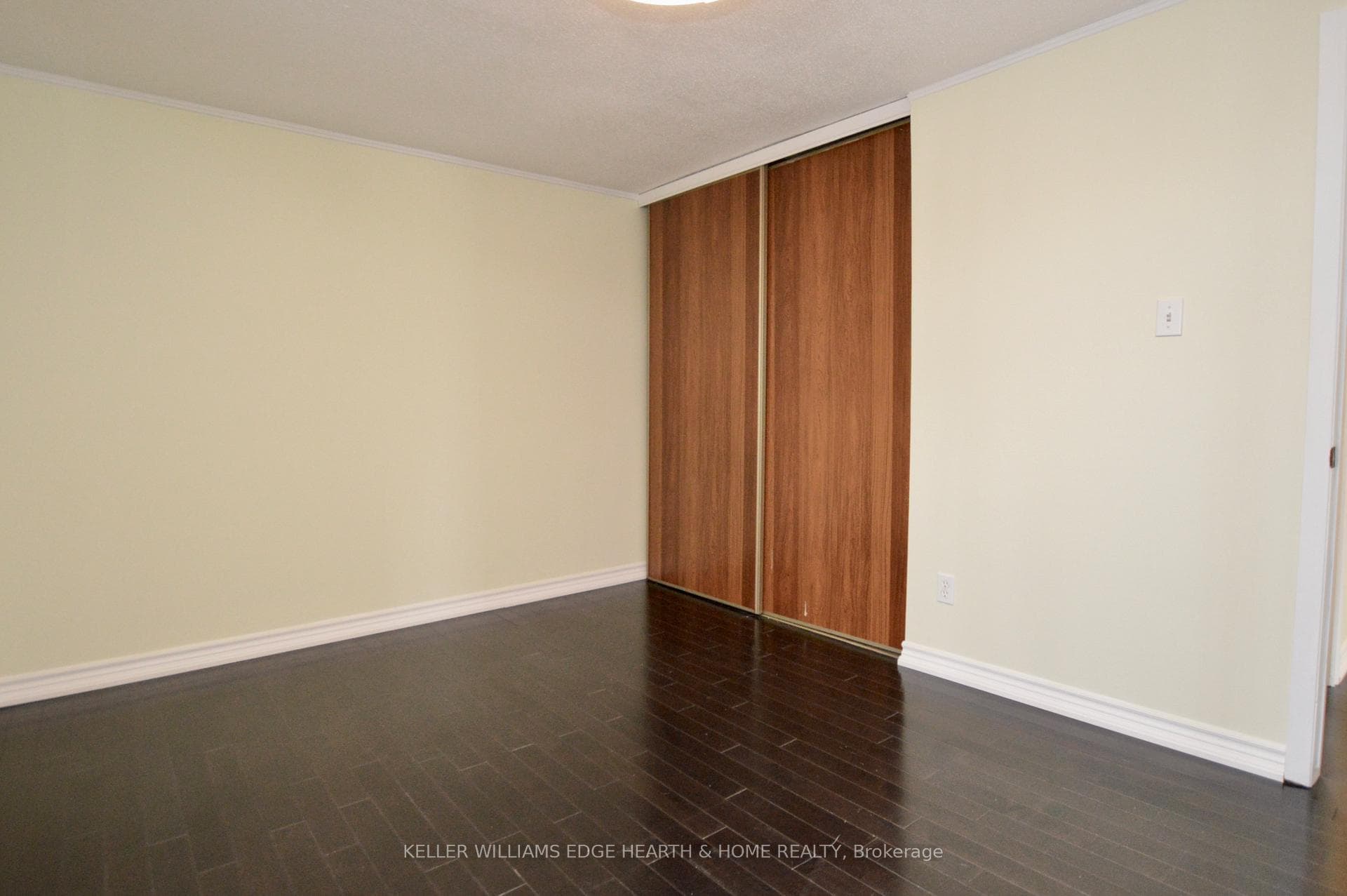 977 Francis Road Unit 2 photo 5